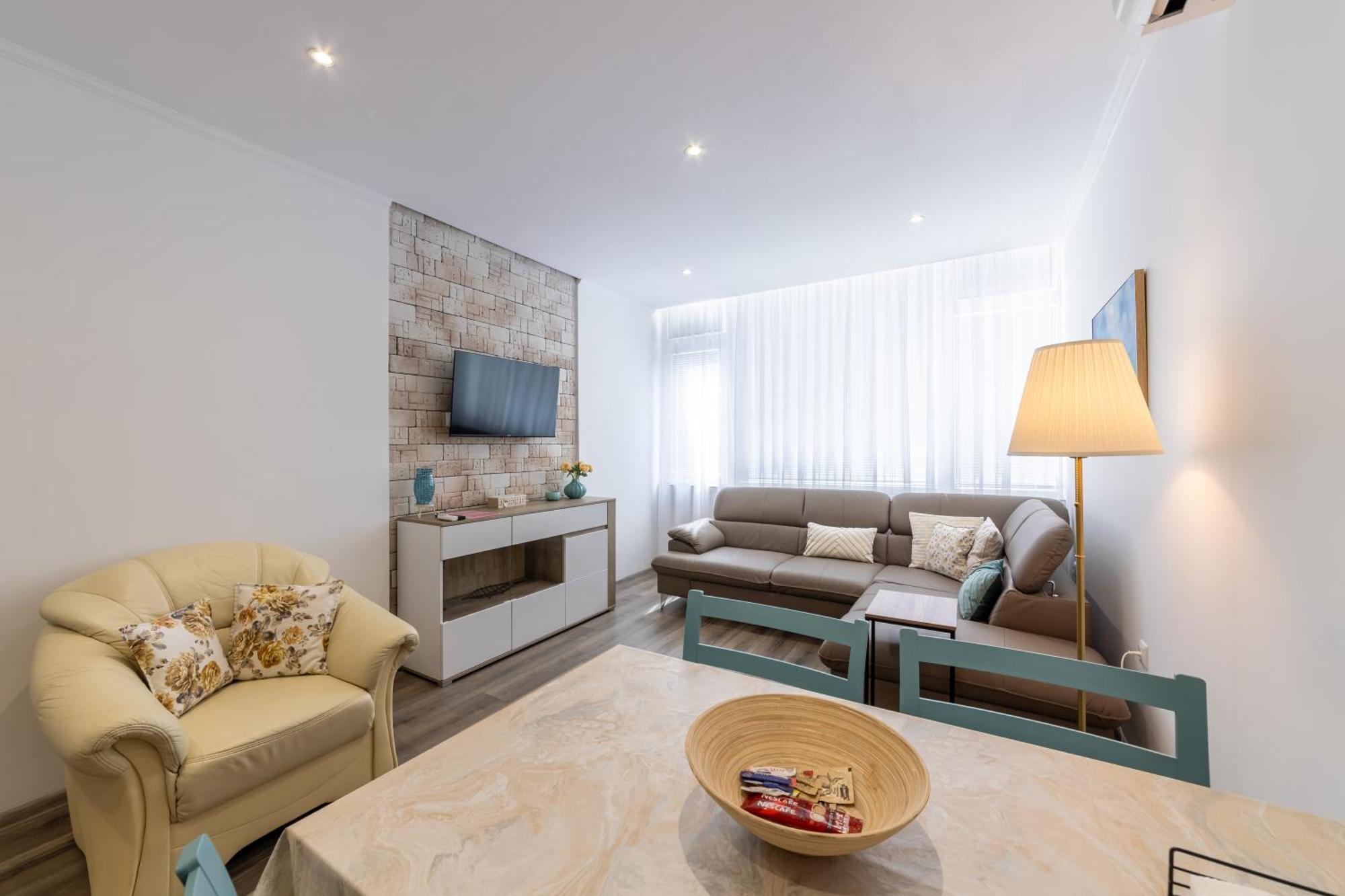 E-Home Apartments Варна Екстериор снимка